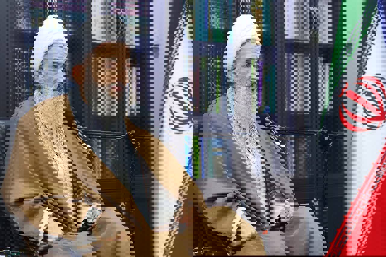 آیت‌الله محمدی لائینی: مسجد کانون قدرت و وحدت در جامعه است