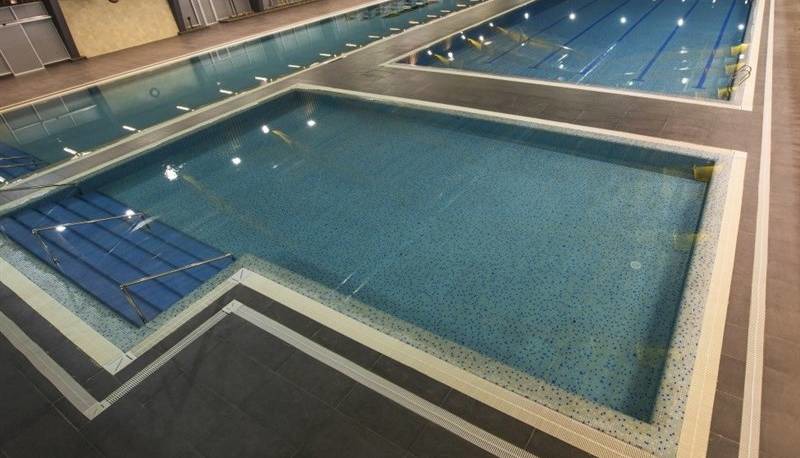 تعطیلی نزدیک به پنج‌ساله نگین مجموعه انقلاب و لزوم ورود وزیر ورزش