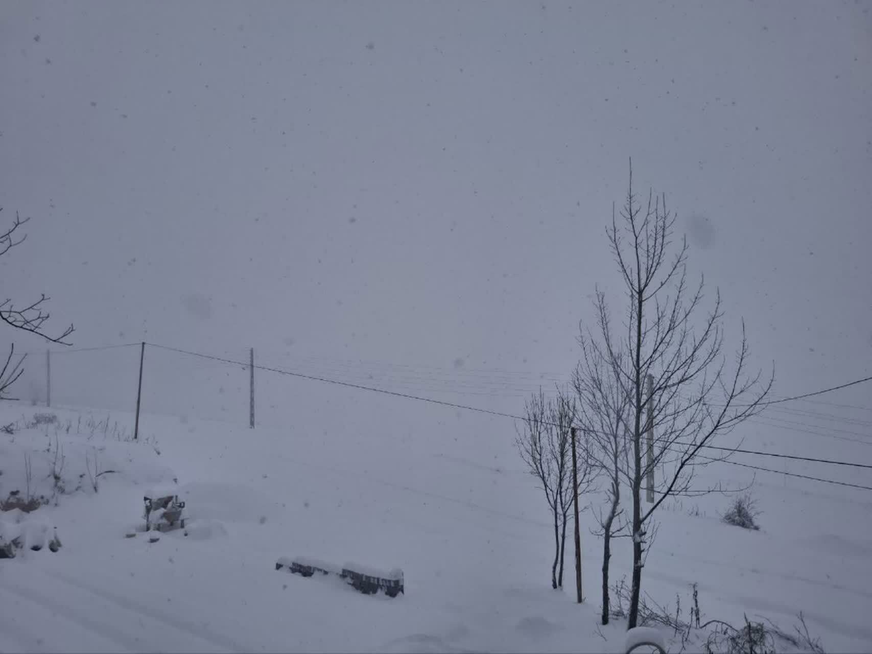 برف و باران در راه مازندران