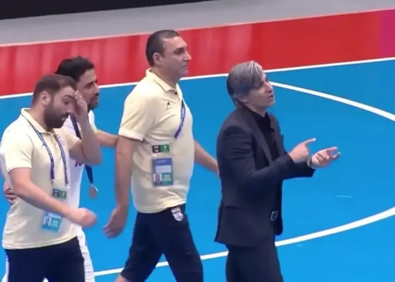 قهر شمسایی از سکوی قهرمانی پس از اتفاق عجیب