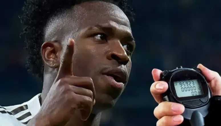 دقیقه‌ای چند؟ رقم شگفت‌انگیز درآمد وینیسیوس!