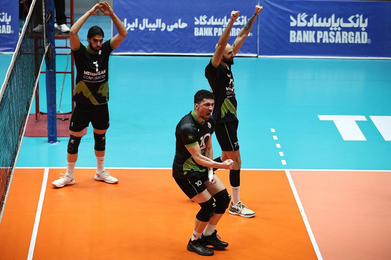 مهرگان با برد قاطع سه بر صفر به مسیر پیروزی بازگشت