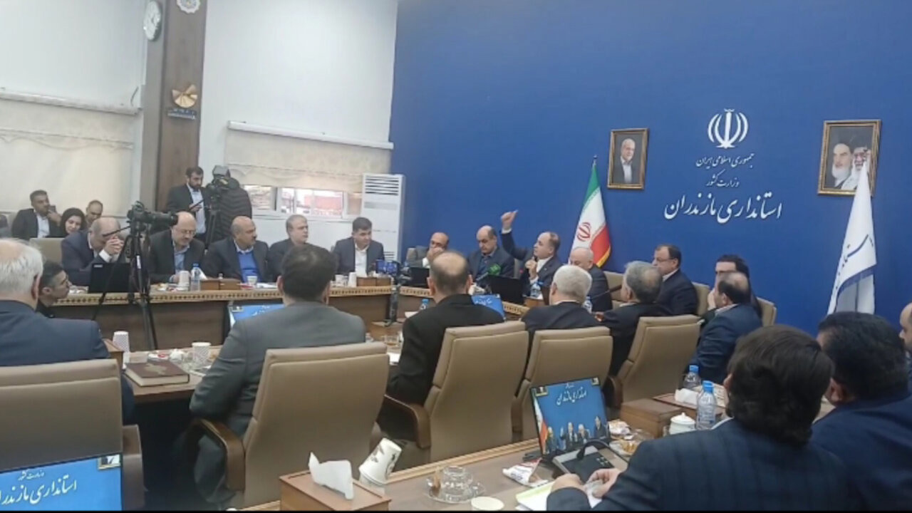 تفویض اختیار استانداران در حد حرف!