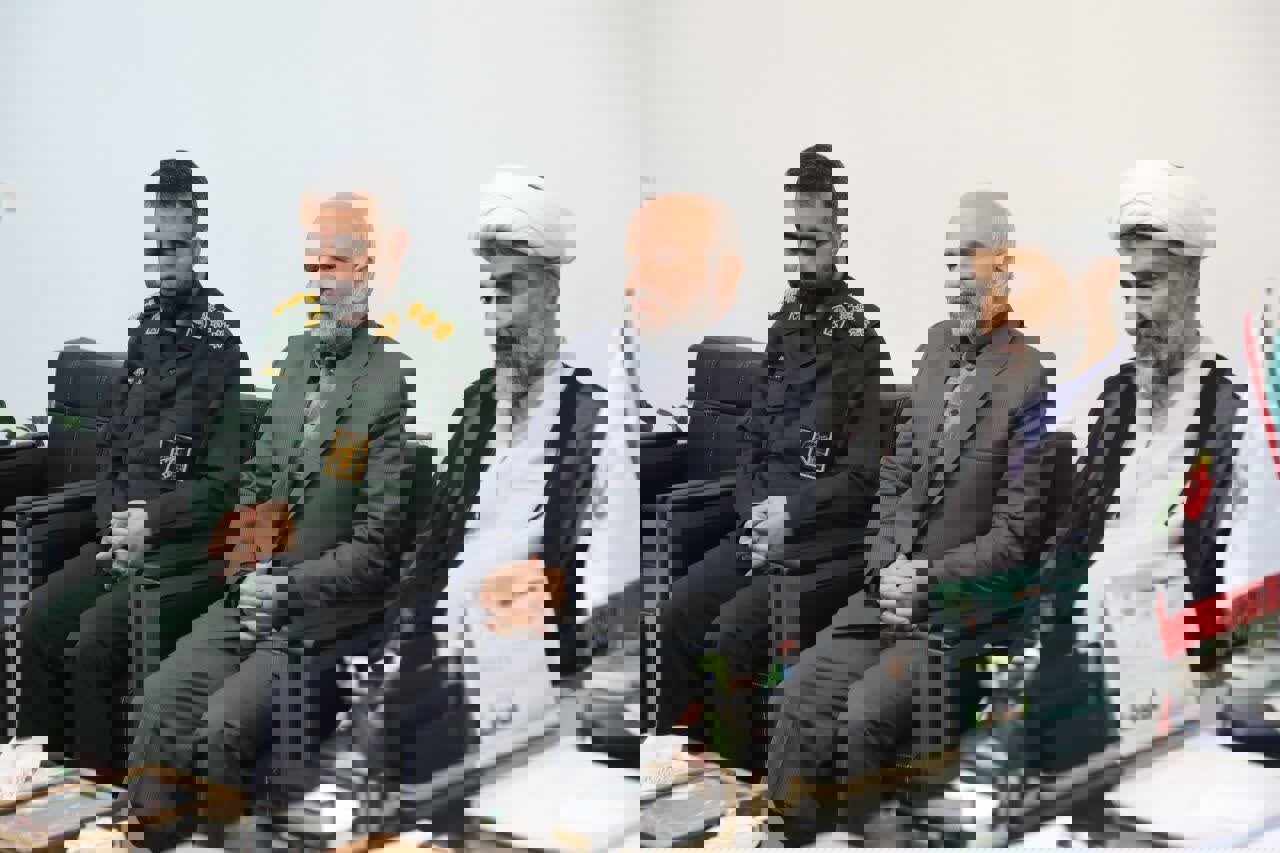 حجت الاسلام زارعی: مقاومت سپاه دشمنان را درمانده کرده است