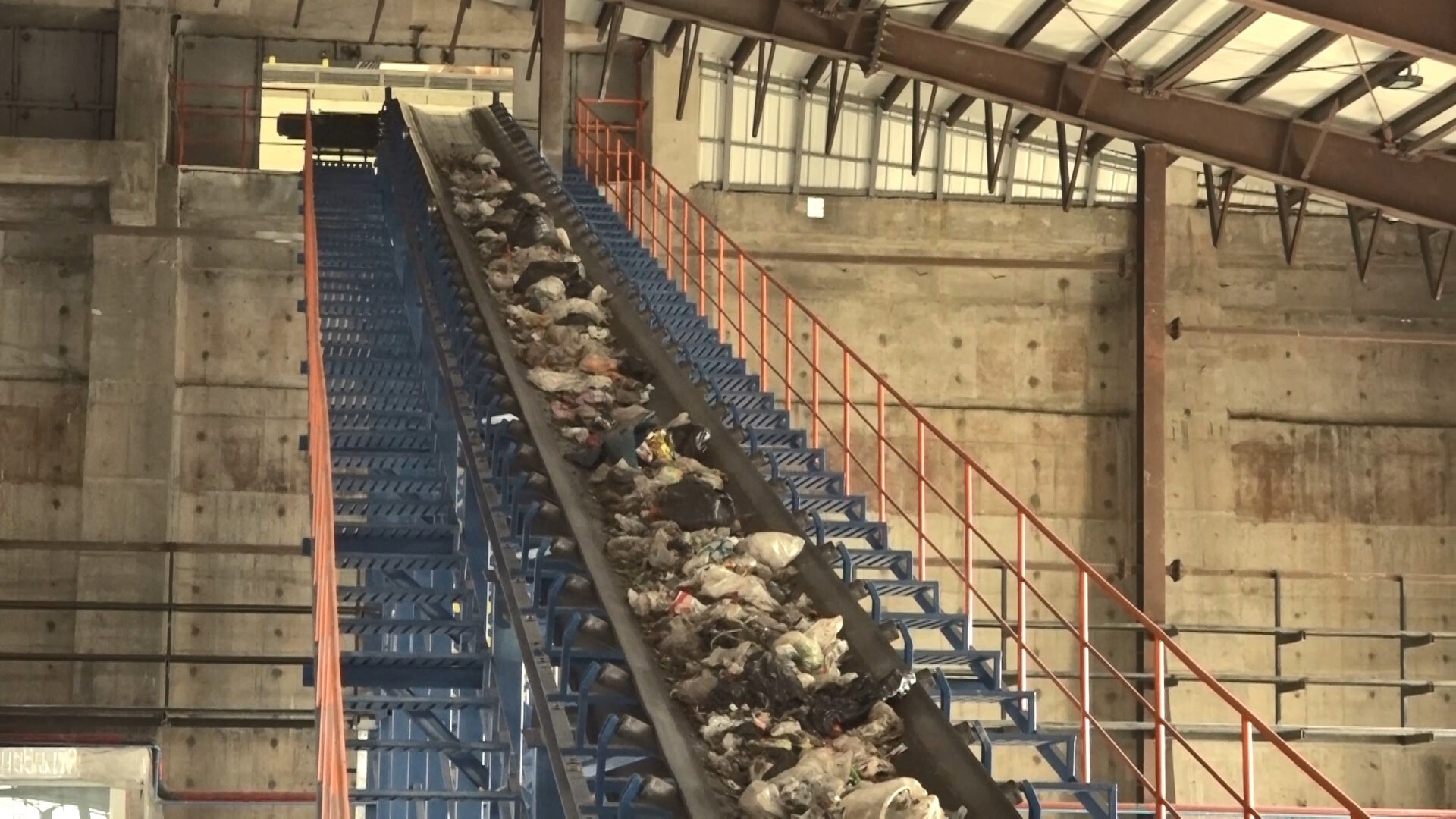 آغاز بهره‌برداری آزمایشی خط اول نیروگاه زباله‌سوز ساری پس از سال‌ها انتظار