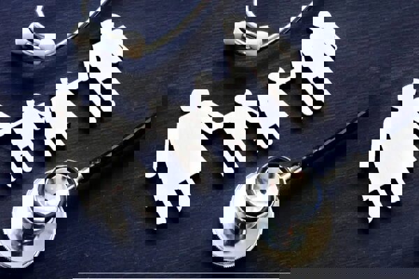 برنامه پزشک خانواده کامل اجرا شود؛ توجه به زیرساخت های درمانی