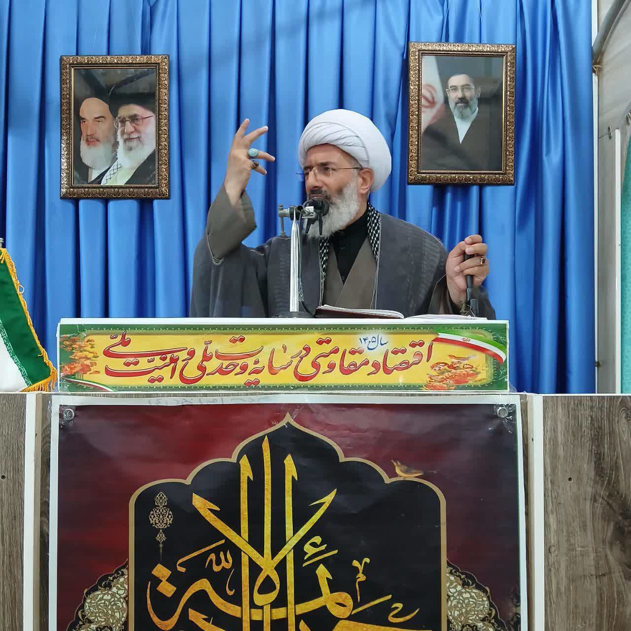 تلاش مسئولان برای حل مشکلات معیشتی مردم