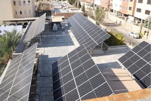 لزوم استفاده از پنل‌های خورشیدی در ادارات بابل