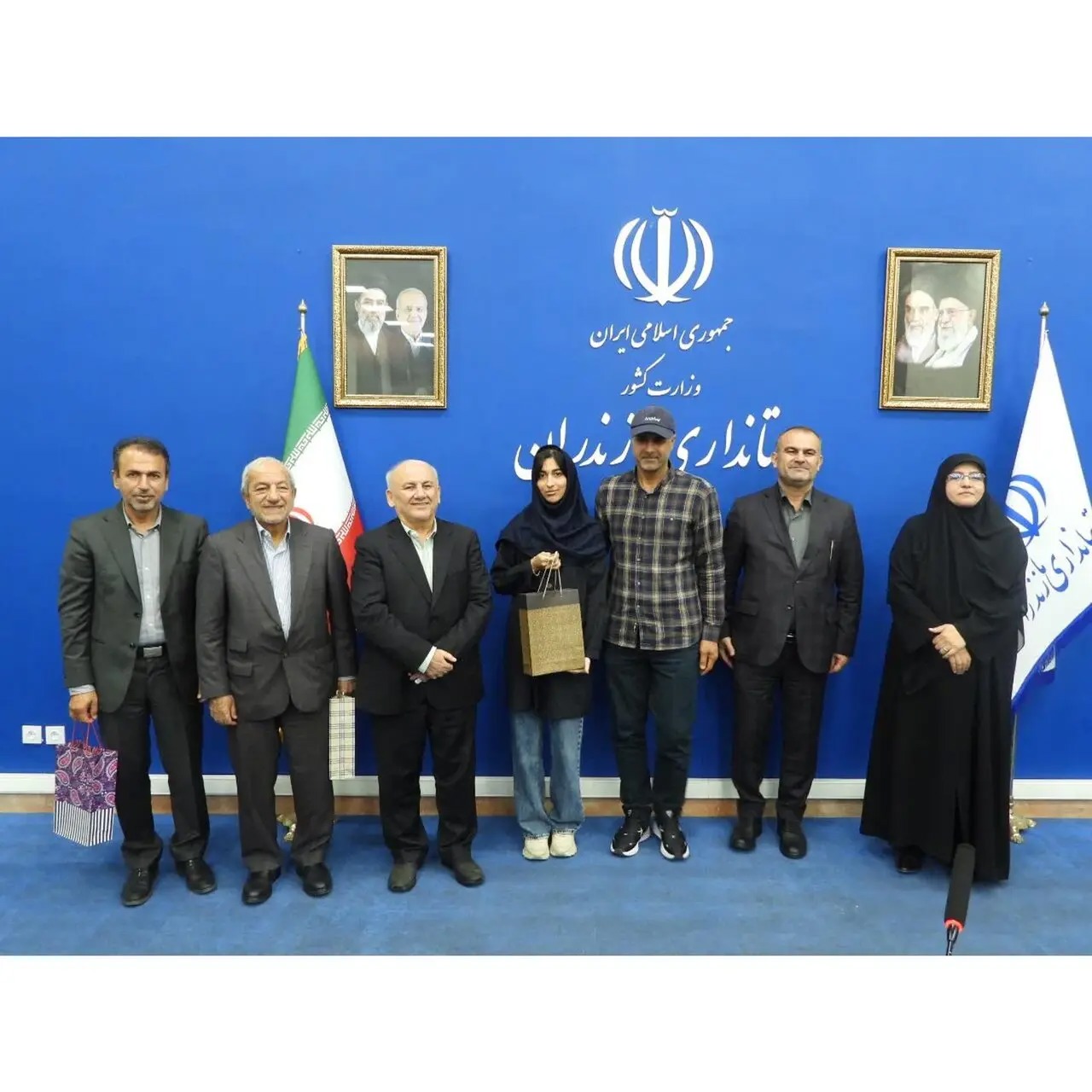 آینده مازندران با نخبگان دانش‌آموز رقم می‌خورد