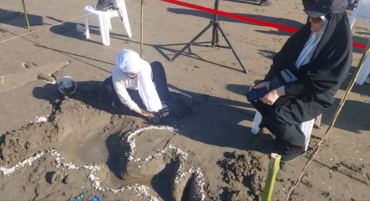 برگزاری سومین جشنواره مجسمه‌سازی شنی در ساحل سلمانشهر