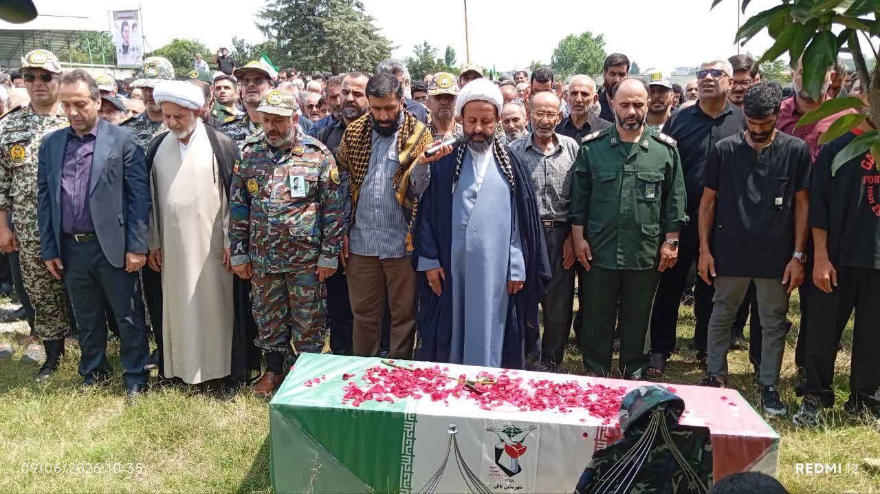 وداع باشکوه مردم گتاب بابل با پیکر سرباز شهید احمد حسین‌نژاد
