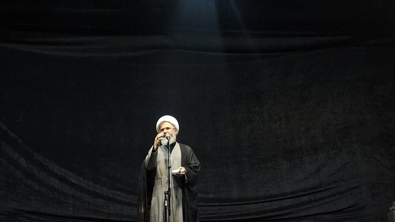 مردم ایران در دفاع از امنیت و تبعیت از رهبری تردیدی ندارند