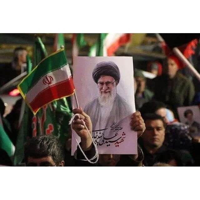 استقبال گسترده جامعه ورزش و جوانان مازندران برای حضور در مراسم تشییع رهبر