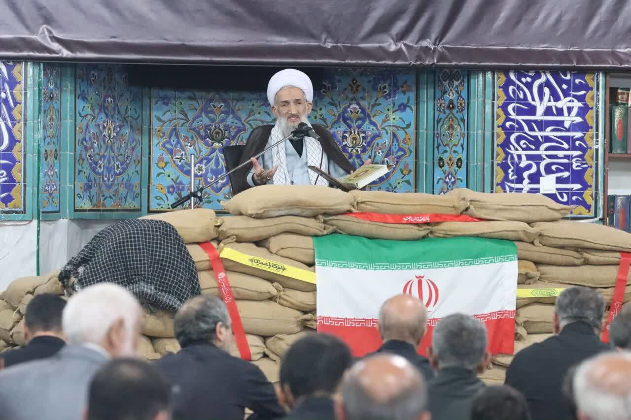 مقاومت ملت ایران، برگرفته از مکتب عاشورا