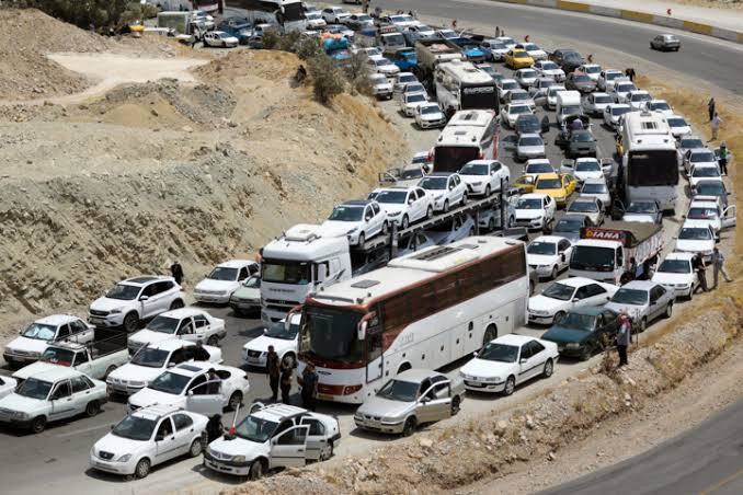 بررسی راهکارهای مدیریت ترافیک در راستای تحقق چشم‌انداز توسعه شهری مازندران