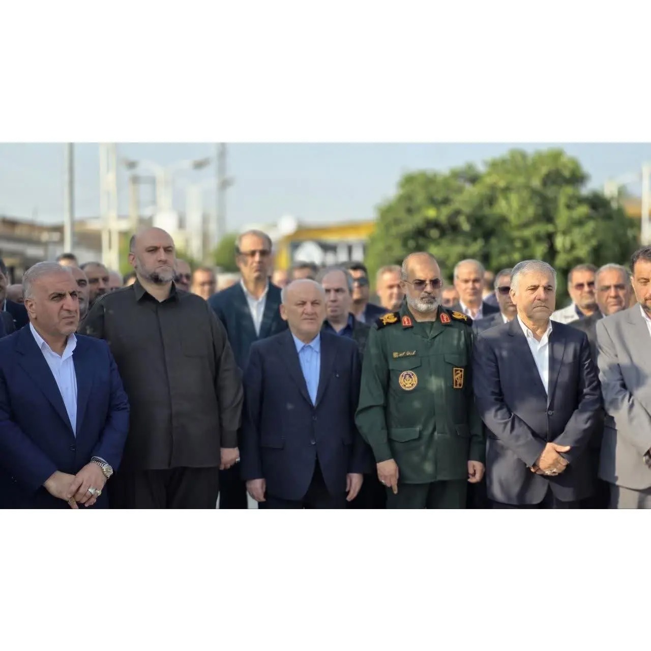 ادای احترام استاندارمازندران، معاونین، مدیران‌ دستگاه‌ اجرایی به مقام شهدا
