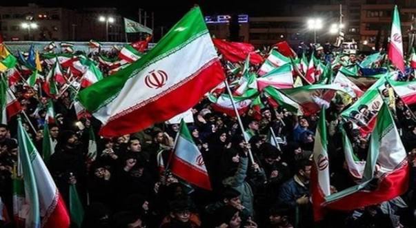 تجمعات مردم مازندران در شب ۱۷۹ با قدرت ادامه دارد؛ روایت ایستادگی و همدلی در میدان