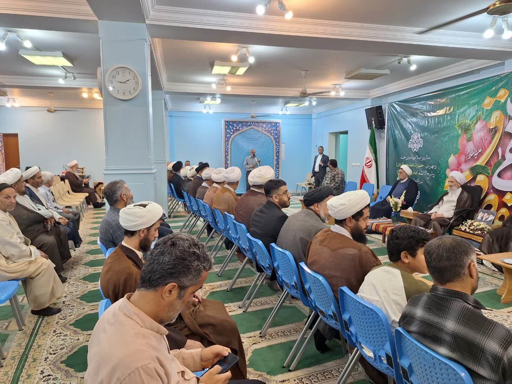 وحدت و انسجام امت اسلامی، یک امر ضروری و مهم است