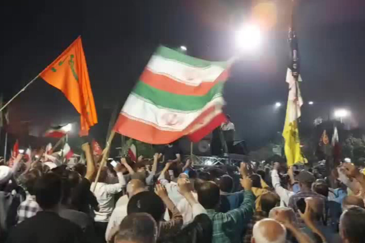 طنین نوای لبیک یا خامنه‌ای مردم بابل