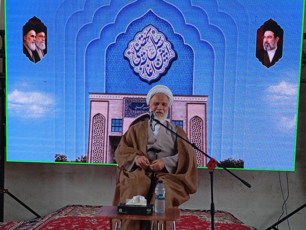 برگزاری مراسم آغاز سال تحصیلی جدید حوزه‌های علمیه شهرستان آمل