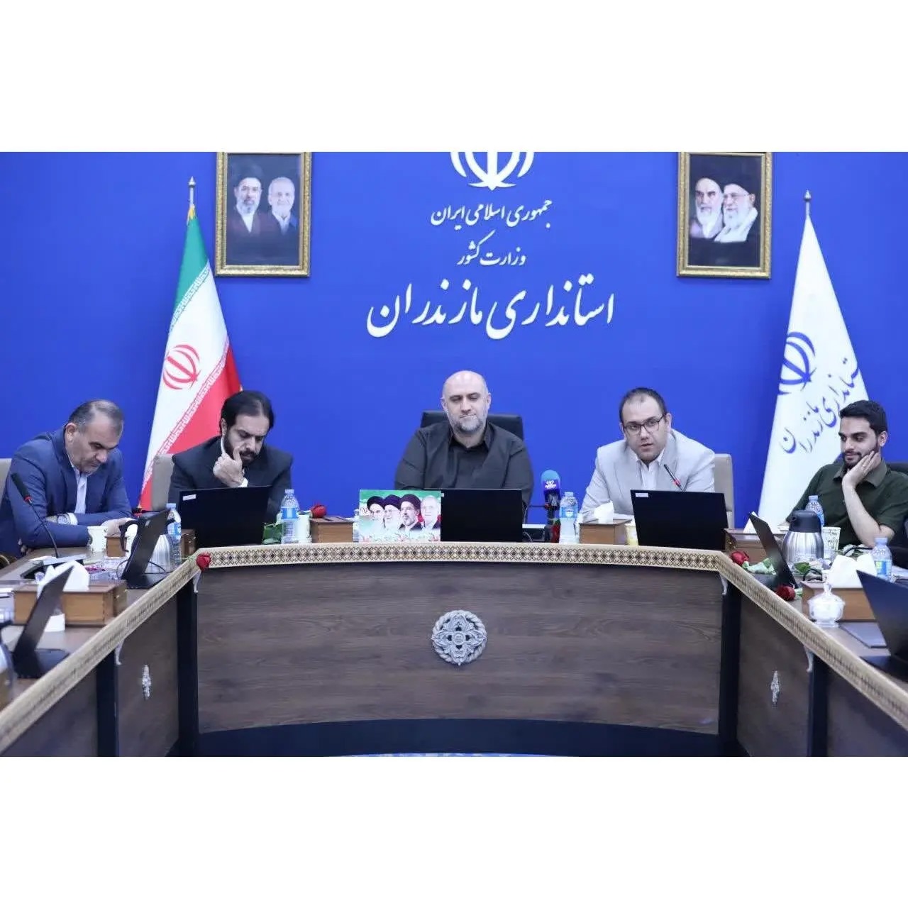 عزیزی: دکتر پزشکیان بر مشارکت نسل Z در نظام حکمرانی تأکید دارد