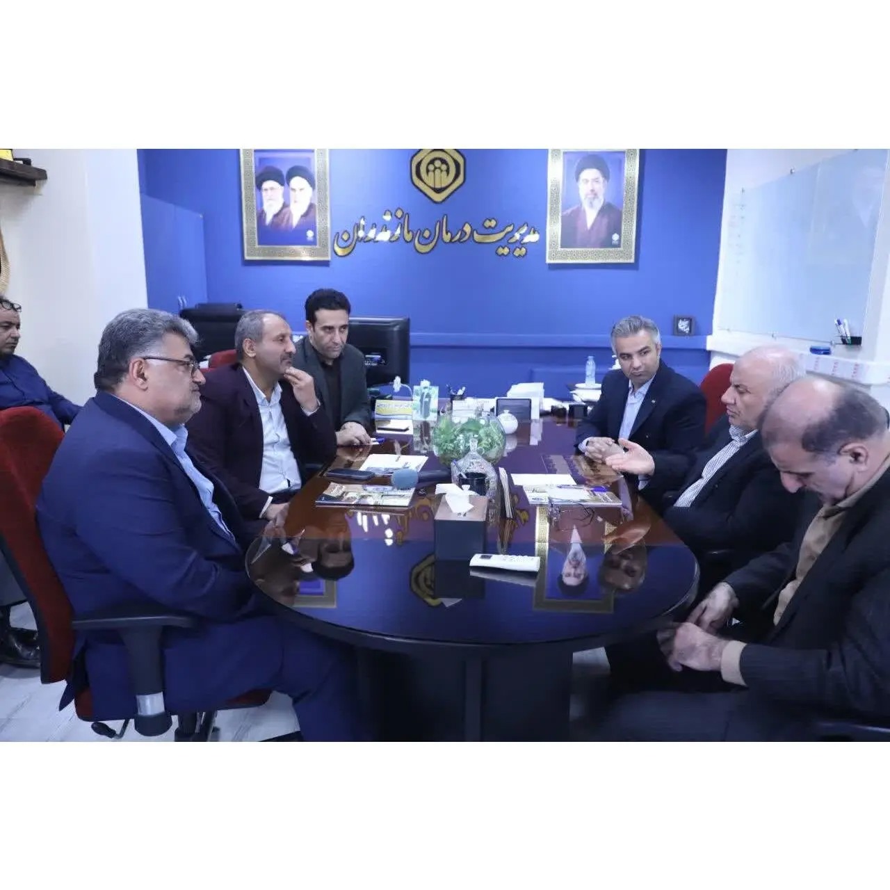 پیگیری مطالبات اقتصادی و مسائل فعالان تولید در ملاقات عمومی معاون استاندار