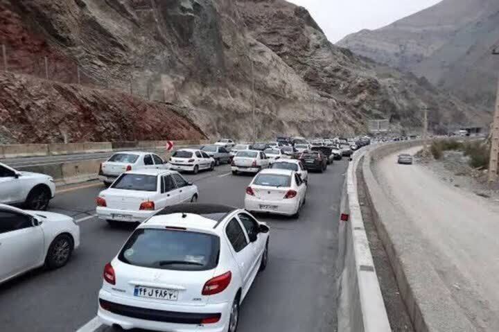 ترافیک نیمه‌سنگین و روان در محورهای مازندران/ محدودیت یک‌طرفه فعلاً اجرا نمی‌شود
