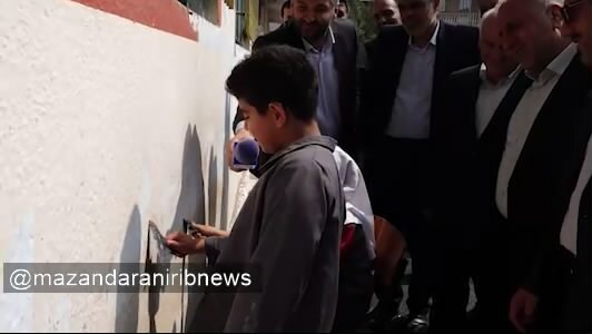 بازدید استاندار مازندران از ۴ مدرسه آسیب دیده از سیلاب در ساری و بهنمیر