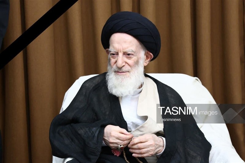 دروس حوزه علمیه خراسان در پی درگذشت آیت‌الله شبیری زنجانی تعطیل شد