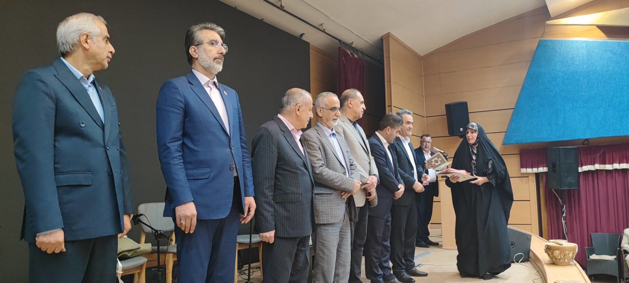 تجلیل از ۳۰۰ ورزشکار و پیشکسوت شهرستان نور