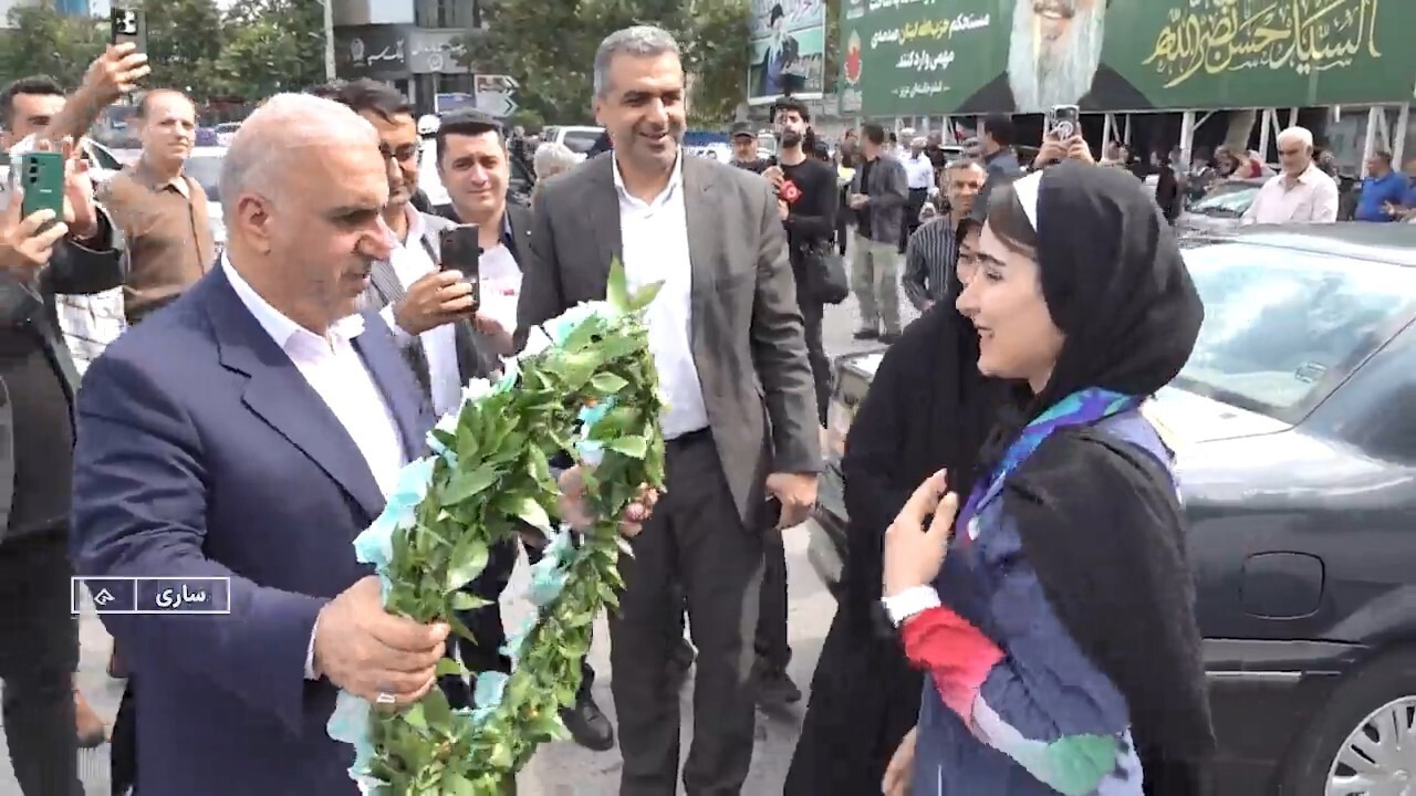 استقبال از ورزشکاران مازندرانی بازی‌های آسیایی ناگویا در ساری