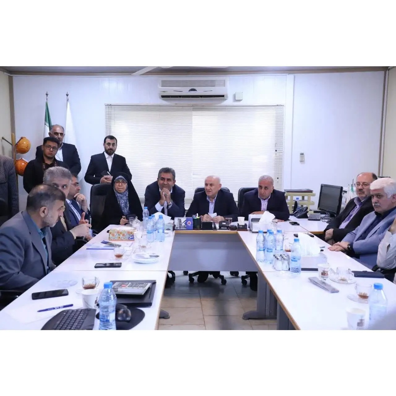 نشست فوری استاندار با مدیران برای حل مشکلات چهاردانگه