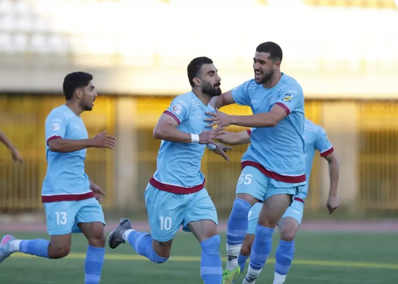 نسخه برنده مجتبی جباری را هم ببینید!