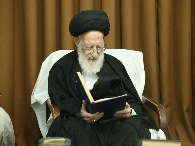 بیت آیت الله شبیری از رهبر معظم انقلاب، مسوولان و مردم قدردانی کرد