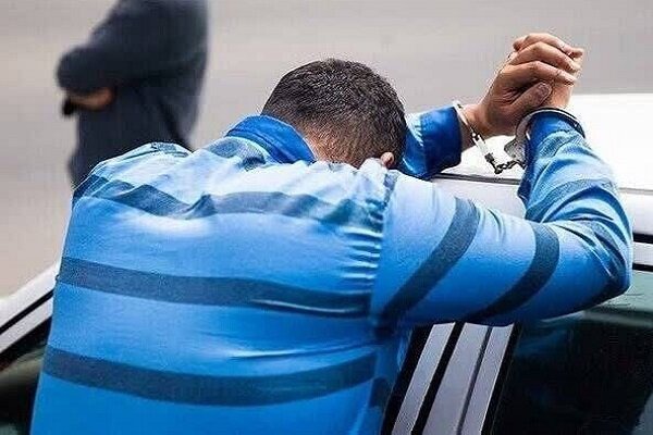 دستگیری زوج جاعل در مازندران با محموله‌ای از ایران‌چک و دلار تقلبی