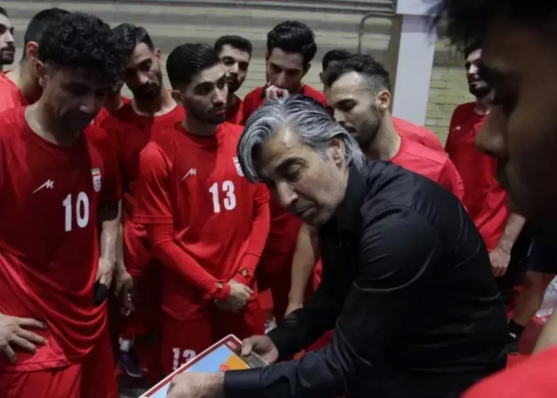 افغانستان با برزیل بازی می‌کند و ایران با لیگ یکی‌‌ها