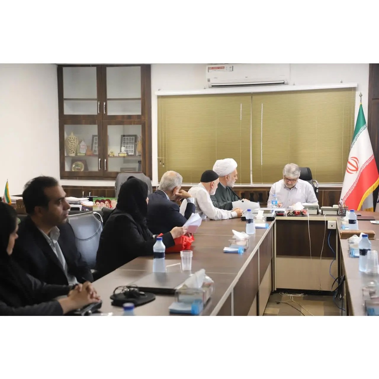 تأکید استاندار مازندران بر صداقت، پیگیری و تکریم مردم