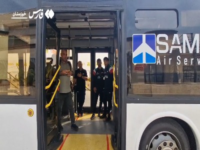 معطلی یک‌ساعته قهرمانان جهان در فرودگاه اهواز برای حضور استاندار خوزستان!