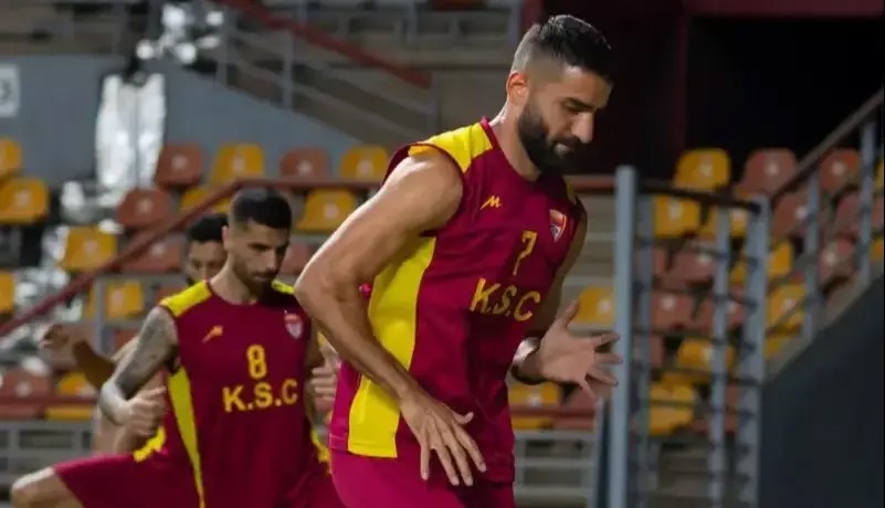 یک ستاره از بیمارستان فولاد مرخص شد!